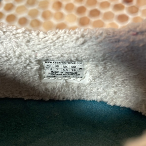 Keen Women's Blue Cush Howser Quilted Fleece Lined Size 7 Slip On Shoes - Picture 11 of 11